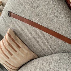 [SOLD] Massimo Dutti Leather Belt size XS